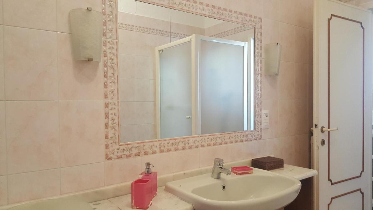 Villa Elena ปอร์โตเวเนเร ภายนอก รูปภาพ